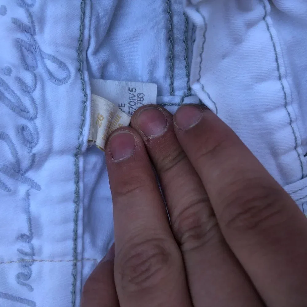 TRUE Religion Jeans Size 26 White - Picture 4 of 10